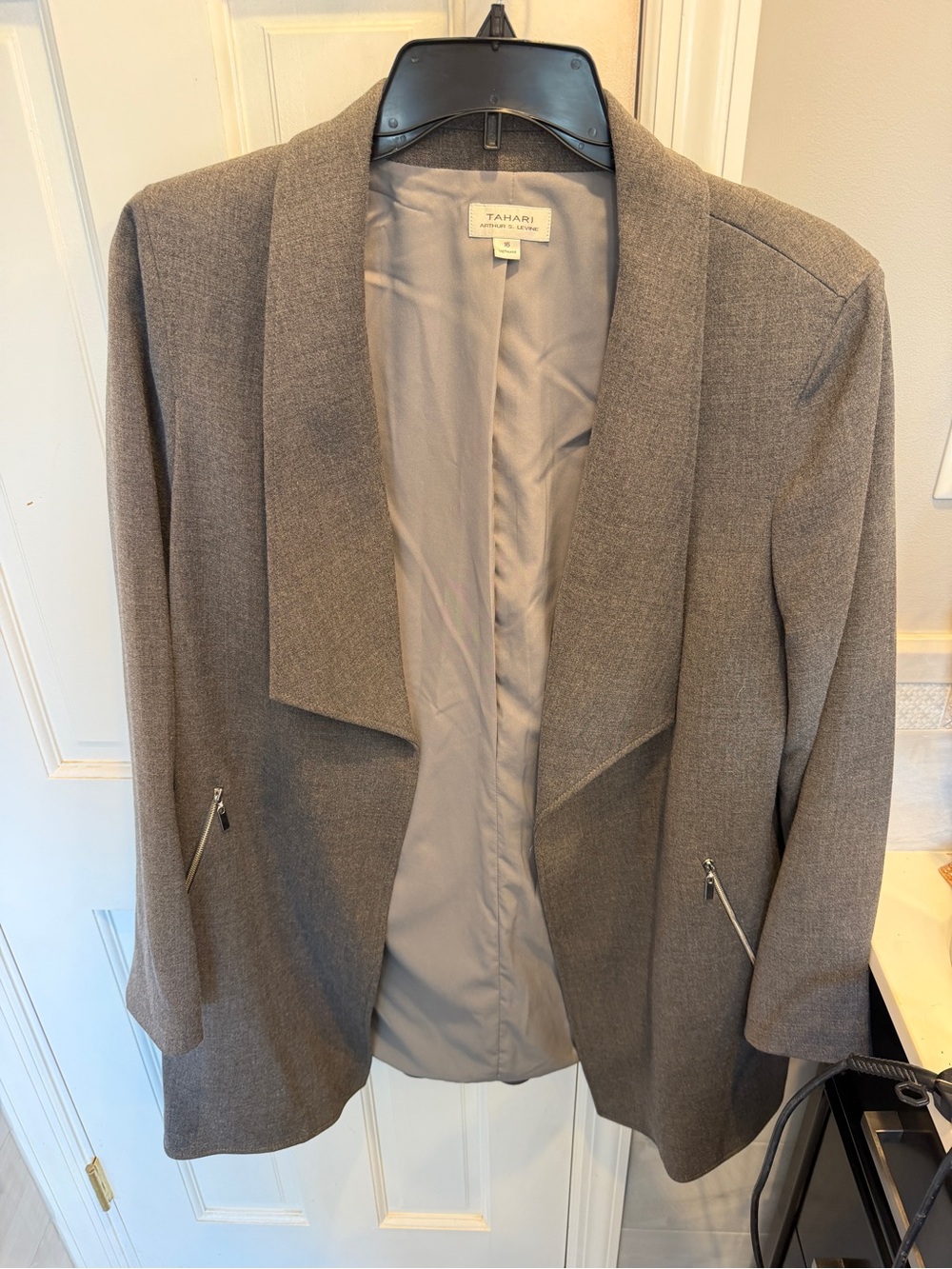 Tahari Open-Front Long (lab coat length) Women's Grey Blazer Jacket Size 16